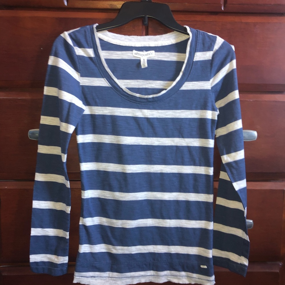 🔥4/$15🔥 Blue & Gray Striped Aeropostale shirt